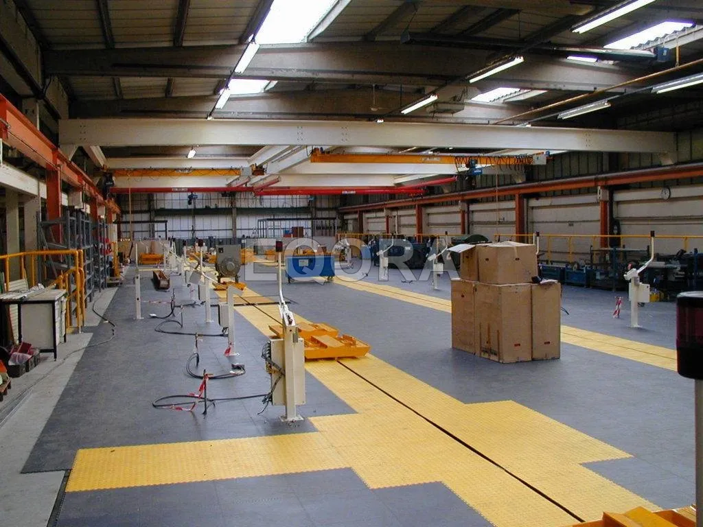 Резиновая покрытие из крошки для складов и логистических центров  в Орехово-Зуево